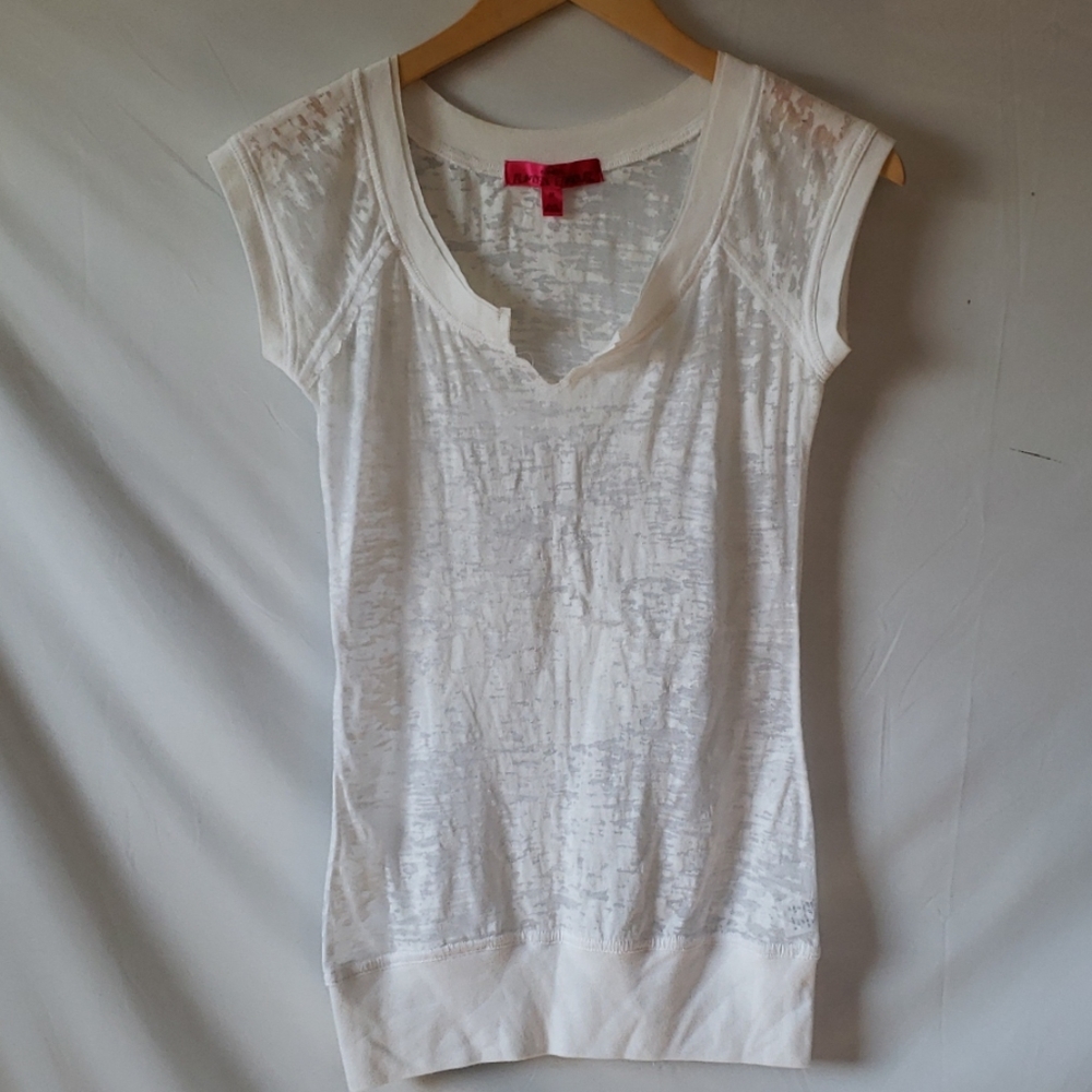 Almost Famous tee